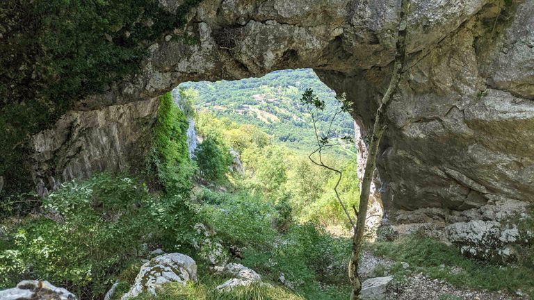 Ob delu, razmišljanju in pogovorih odprti za neskončnost